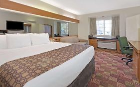 Microtel Inn & Suites by Wyndham Denver
